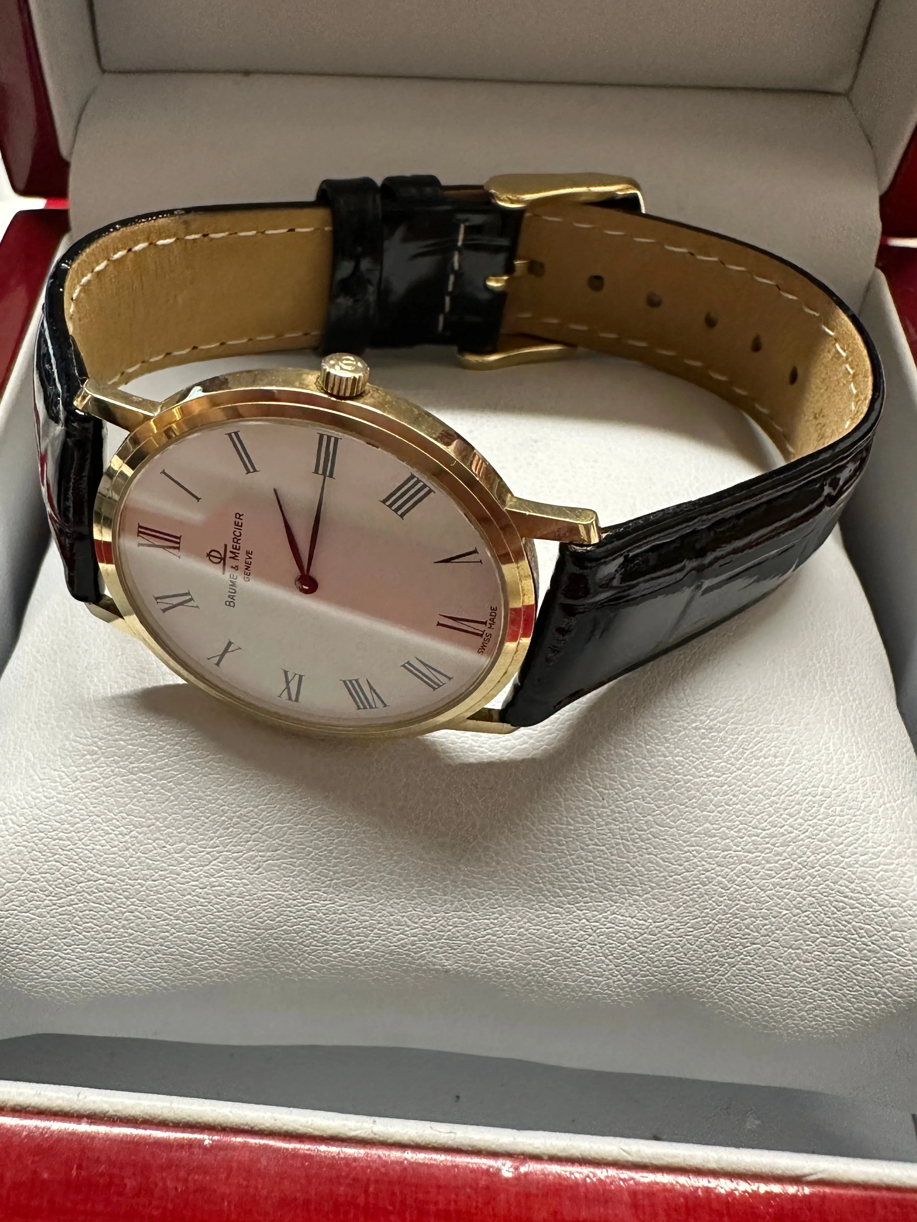 Baume & Mercier Solid YG Off-White Dial Brand New Unisex Watch- $10K APR w/ COA!