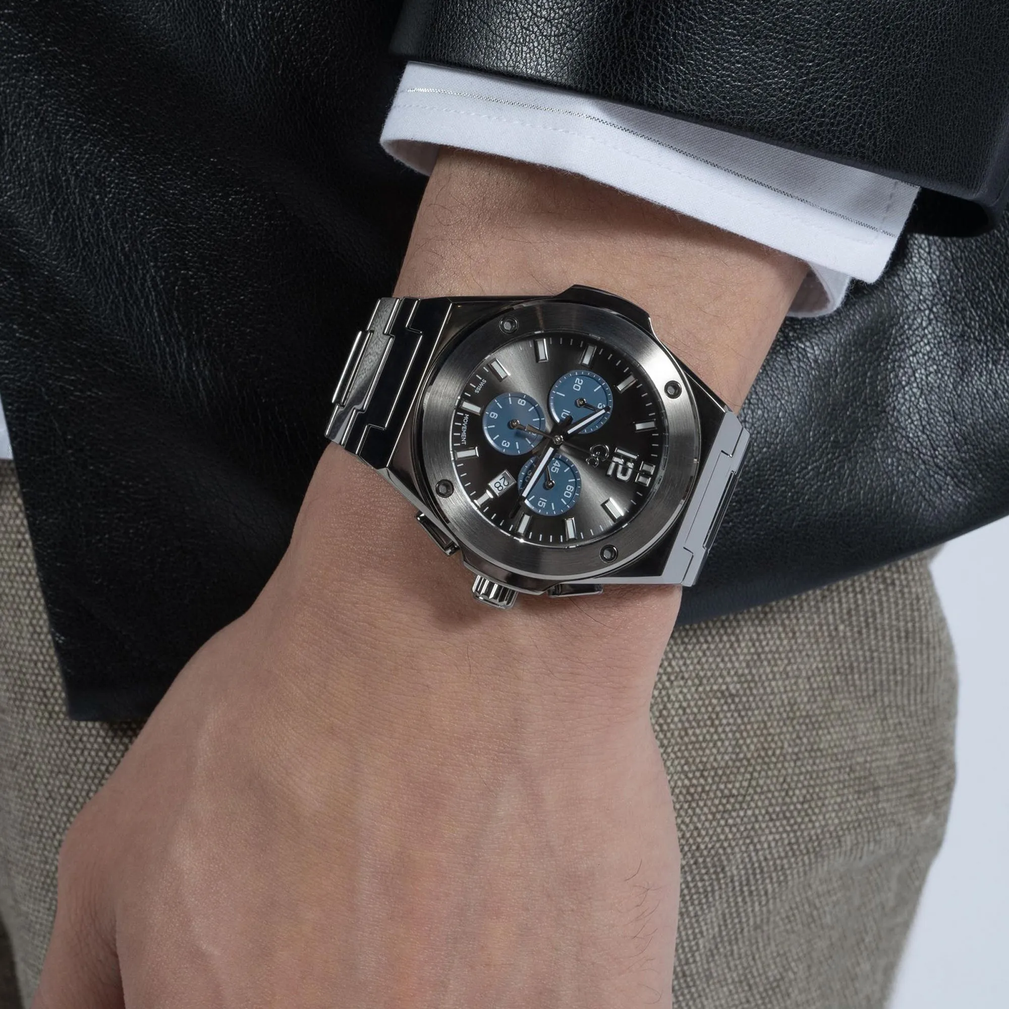 Idol Men's Grey Chronograph Stainless Steel Watch Z33003G5MF