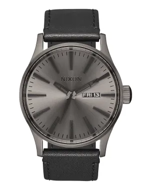 NIXON SENTRY LEATHER - GUNMETAL/BLACK WATCH