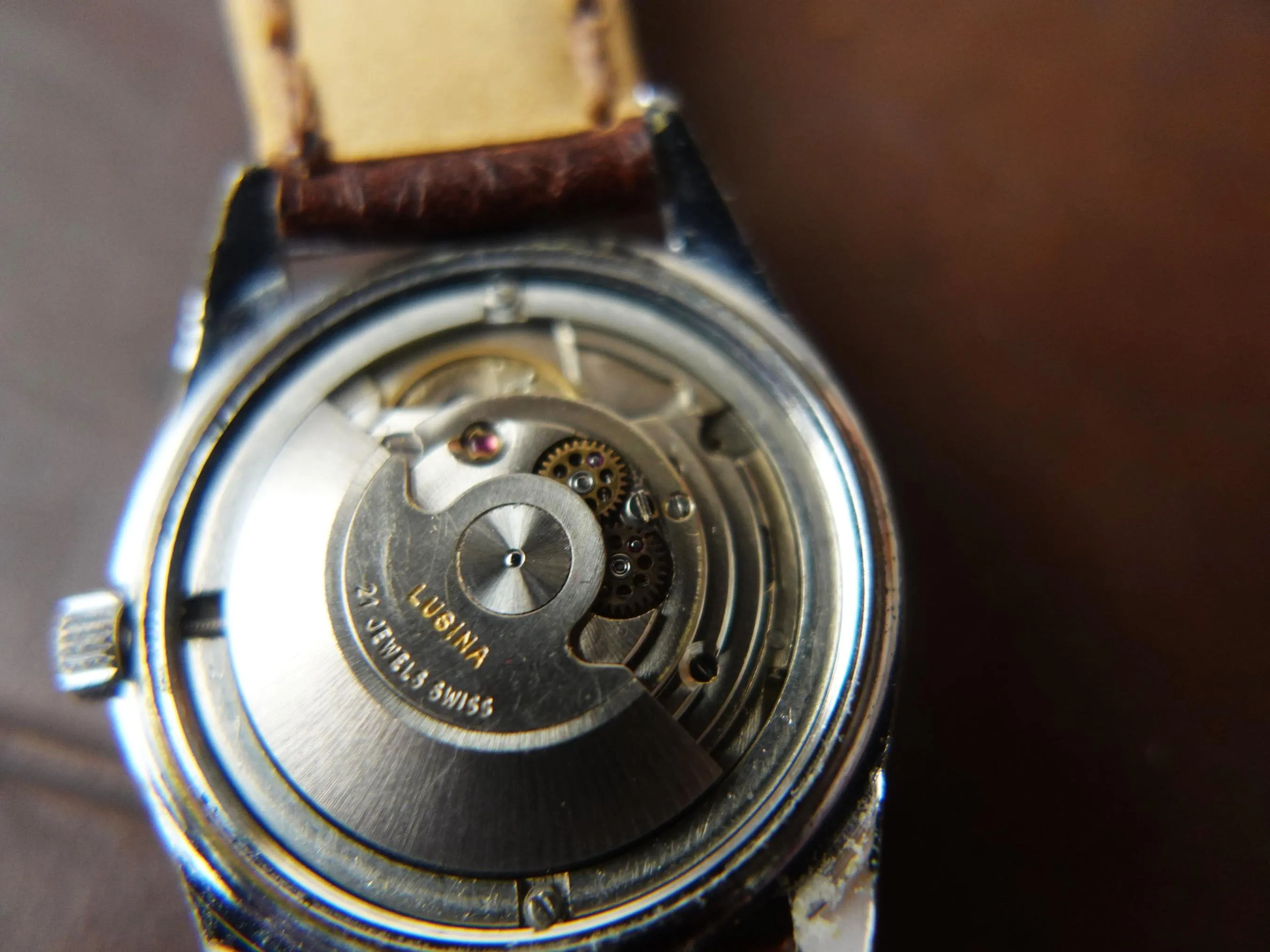 Vintage Lusina Antimagnetic 21 Jewel Mens Watch - Working