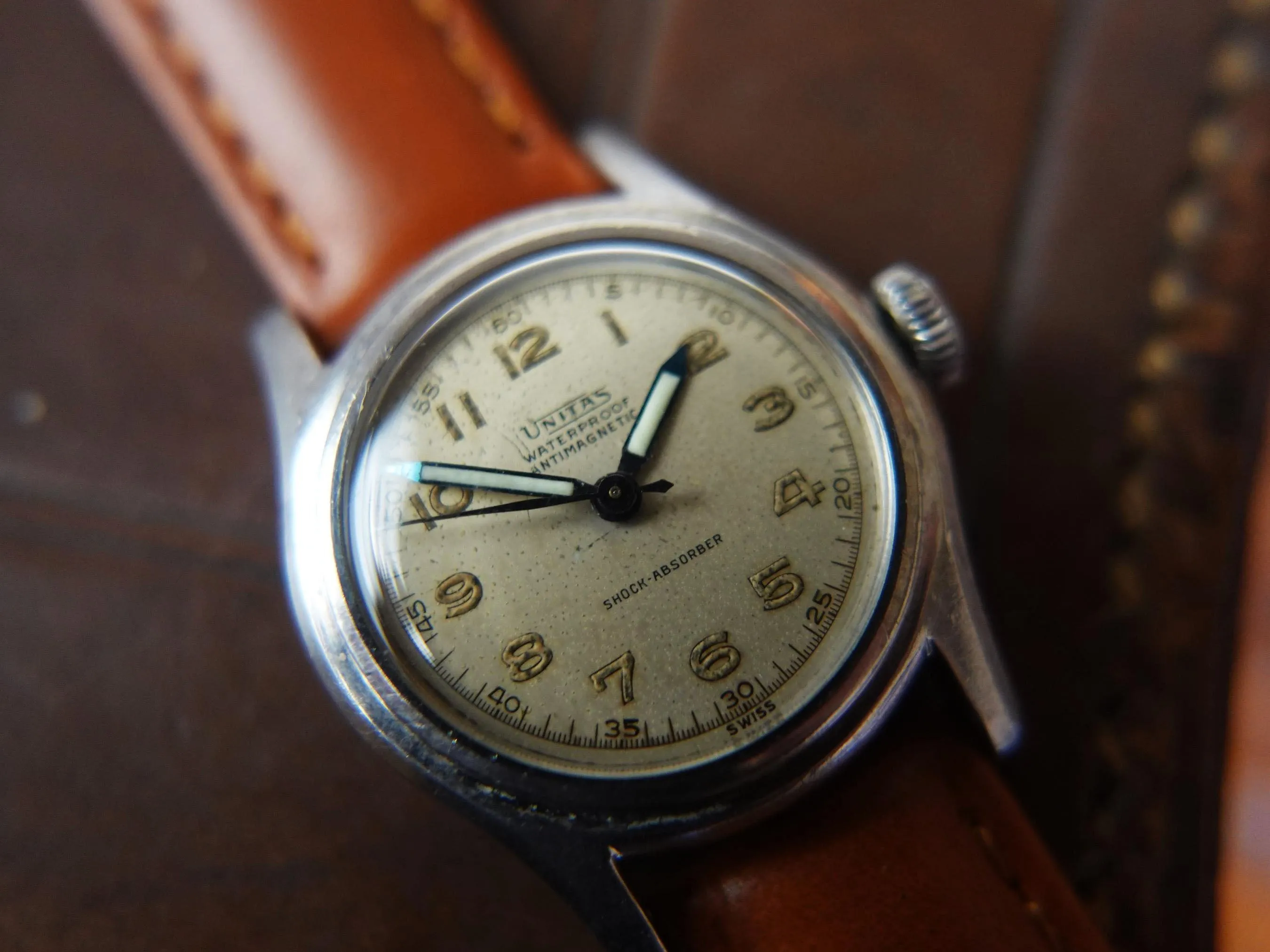 Vintage Unitas Antimagnetic 17 Jewel Mens Watch - Working
