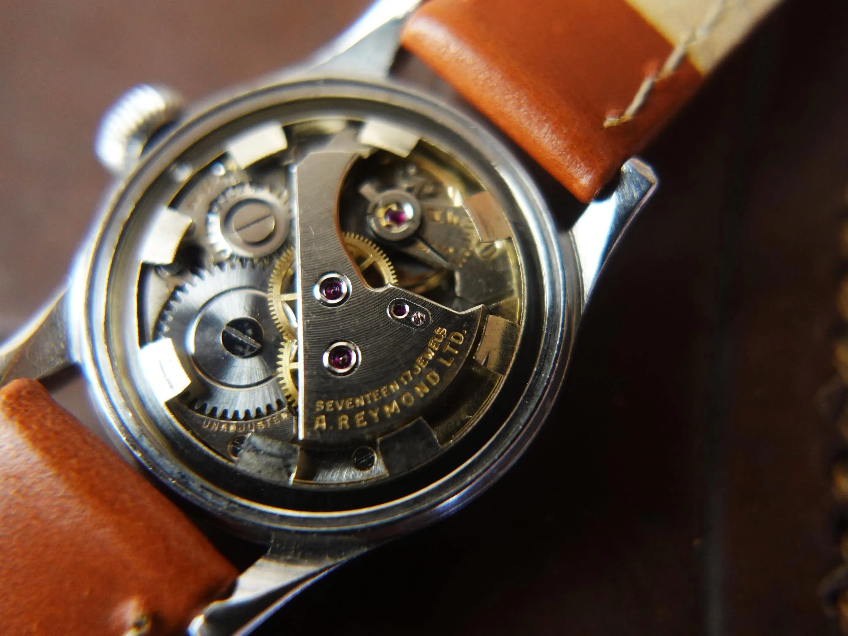 Vintage Unitas Antimagnetic 17 Jewel Mens Watch - Working